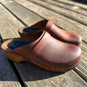 Lotta from Stockholm Classic Brown Clogs